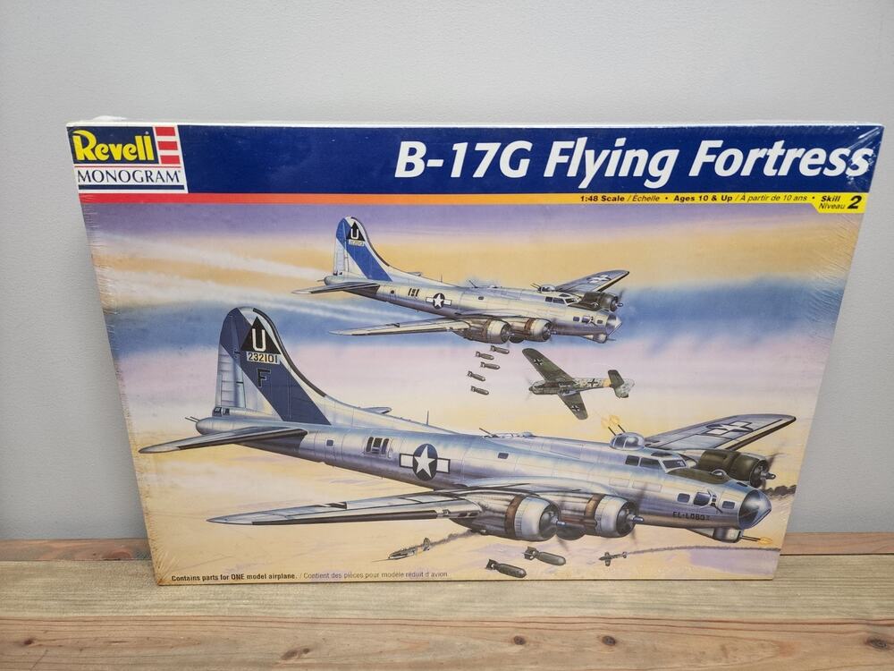 1/48 Revell B-17G Flying Fortress sealed (706)